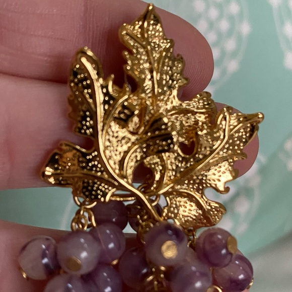 VTG Gold Leaf & Grape Amethyst Purple Beaded Dangle Drop Large 3” Earrings - Picture 3 of 6